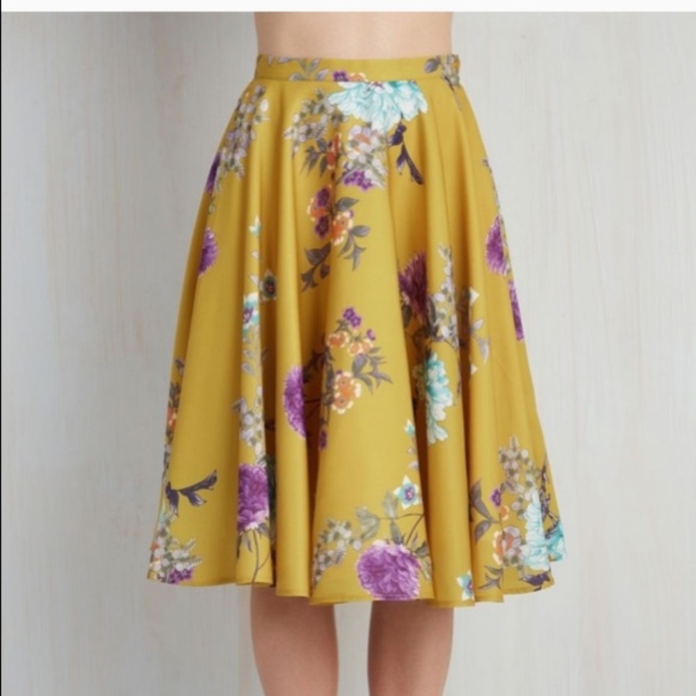 Modcloth floral skirt 3x